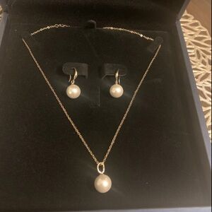 Empress Pearl Necklace & Earrings Set, 14K Gold Plated.